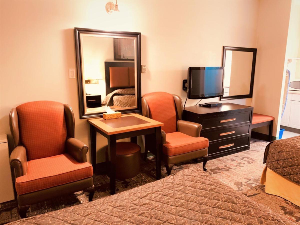 YYC Red Carpet Inn & Suites المظهر الخارجي الصورة